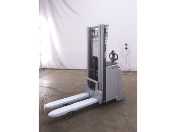 Stacker STILL