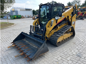 Mini carregadeira CATERPILLAR