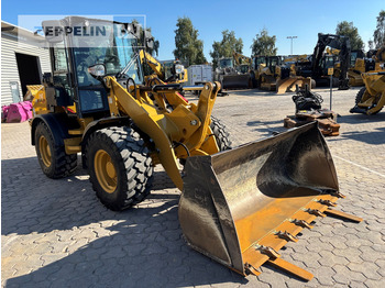 Carregadeira de rodas CATERPILLAR 908