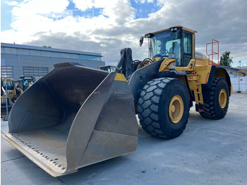 Carregadeira de rodas VOLVO L220H