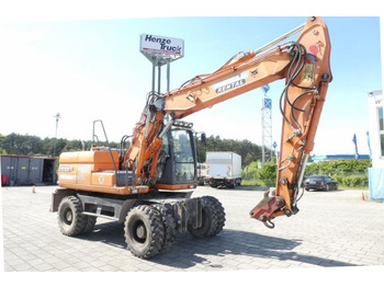 Escavadeira de rodas DOOSAN DX160