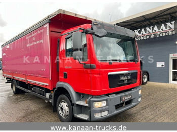 Caminhão com lona MAN TGM 15.250