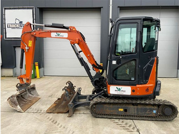 Mini escavadeira HITACHI