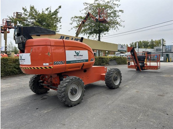 Plataforma telescópica JLG