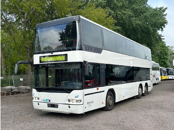 Ônibus panorâmico NEOPLAN