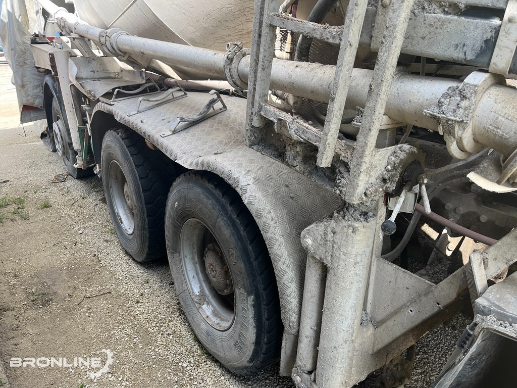 2003 MERCEDES-BENZ ACTROS 3240B 8X4/4 Mixer - Caminhão betoneira: foto 5 2003 MERCEDES-BENZ ACTROS 3240B 8X4/4 Mixer - Caminhão betoneira: foto 5