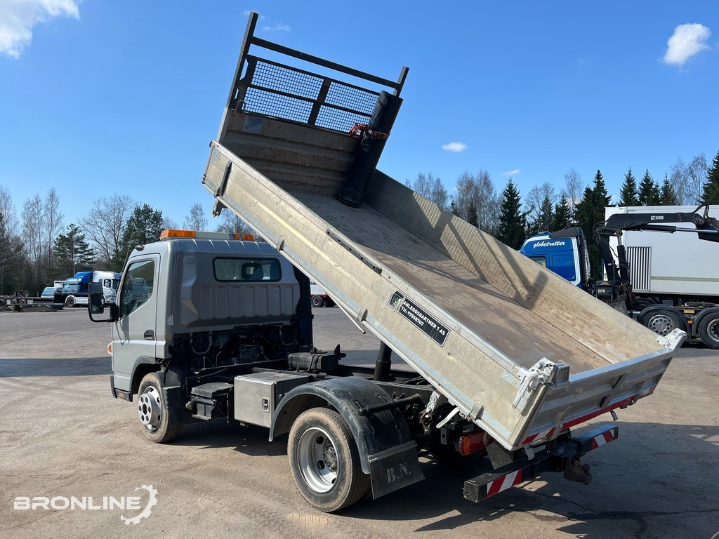 2013 Mitsubishi Fuso Canter 7C15 Tipper - Caminhão basculante: foto 5 2013 Mitsubishi Fuso Canter 7C15 Tipper - Caminhão basculante: foto 5