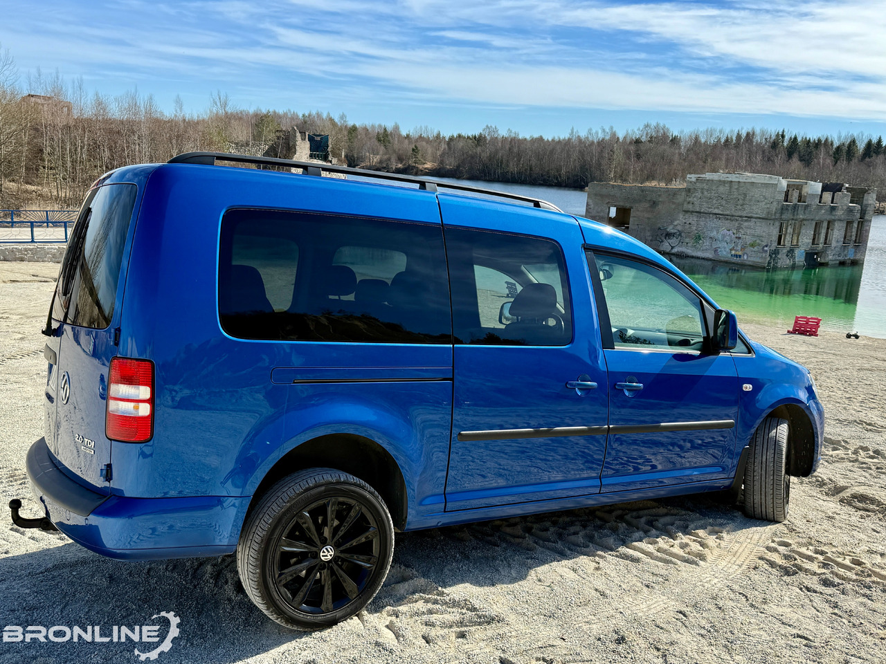 2014 Volkswagen Caddy Maxi Highline 2.0tdi 4x4 - Automóvel: foto 5 2014 Volkswagen Caddy Maxi Highline 2.0tdi 4x4 - Automóvel: foto 5