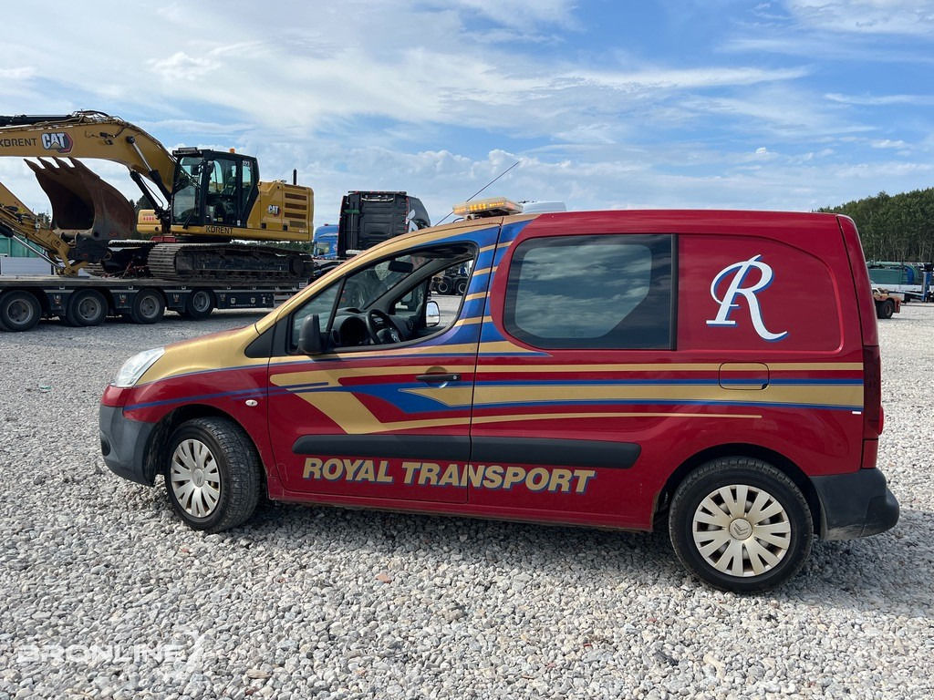 2015 Citroën Berlingo 1.6 84kW - Automóvel: foto 3 2015 Citroën Berlingo 1.6 84kW - Automóvel: foto 3