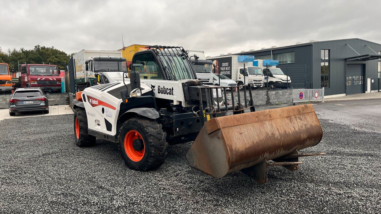 Bobcat T35.105LB Teleskoplader 7600 Kg Gabel Schaufel - Carregadeira de rodas: foto 3 Bobcat T35.105LB Teleskoplader 7600 Kg Gabel Schaufel - Carregadeira de rodas: foto 3