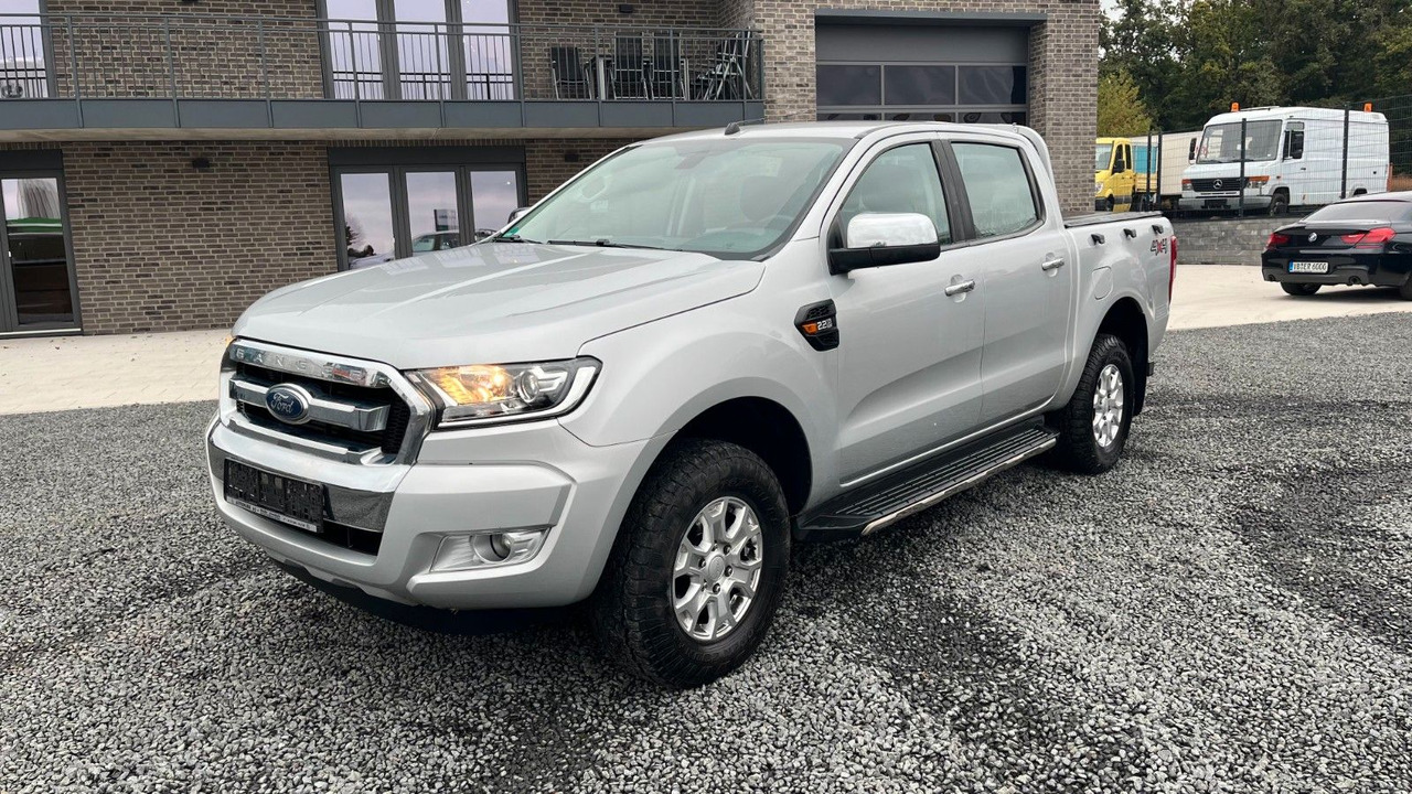 Ford Ranger XLT Doppelkabine 4x4 - SUV: foto 2 Ford Ranger XLT Doppelkabine 4x4 - SUV: foto 2