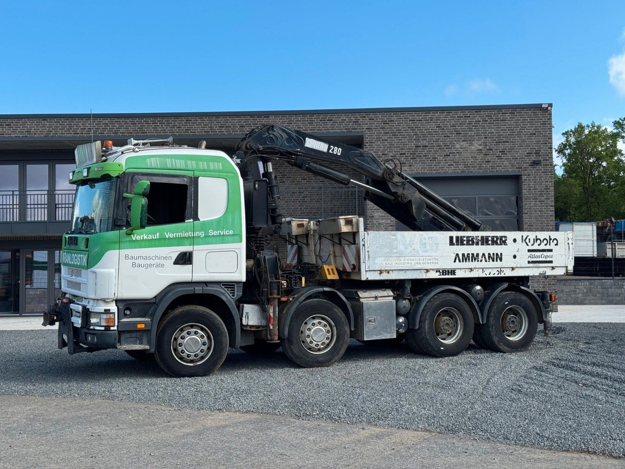Scania 164G 580 V8 Kran Hiab 280 Retarder Sattelplatte Scania 164G 580 V8 Kran Hiab 280 Retarder Sattelplatte - Camião de caixa aberta/ Plataforma, Caminhão grua: foto 1 Scania 164G 580 V8 Kran Hiab 280 Retarder Sattelplatte Scania 164G 580 V8 Kran Hiab 280 Retarder Sattelplatte - Camião de caixa aberta/ Plataforma, Caminhão grua: foto 1