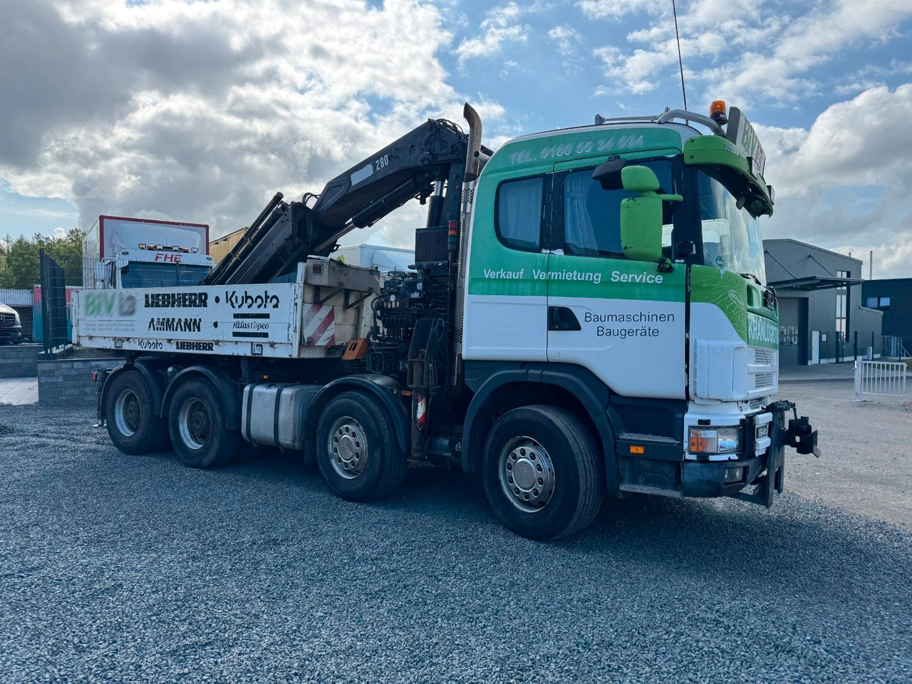 Scania 164G 580 V8 Kran Hiab 280 Retarder Sattelplatte Scania 164G 580 V8 Kran Hiab 280 Retarder Sattelplatte - Camião de caixa aberta/ Plataforma, Caminhão grua: foto 4 Scania 164G 580 V8 Kran Hiab 280 Retarder Sattelplatte Scania 164G 580 V8 Kran Hiab 280 Retarder Sattelplatte - Camião de caixa aberta/ Plataforma, Caminhão grua: foto 4