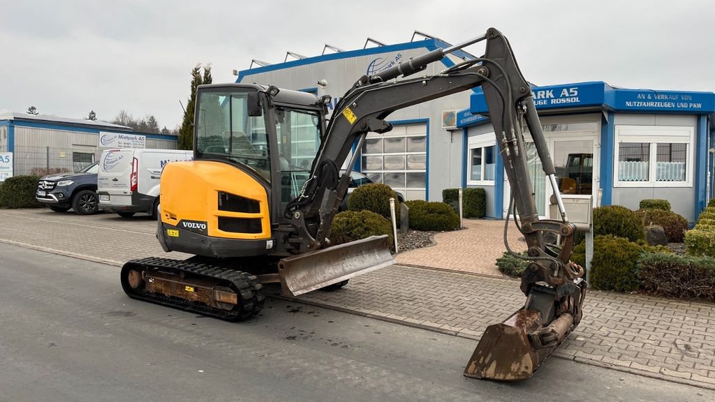 Volvo ECR35D Minibagger 3500 Kg SW MS03 ab 454€ mtl. - Mini escavadeira: foto 1 Volvo ECR35D Minibagger 3500 Kg SW MS03 ab 454€ mtl. - Mini escavadeira: foto 1