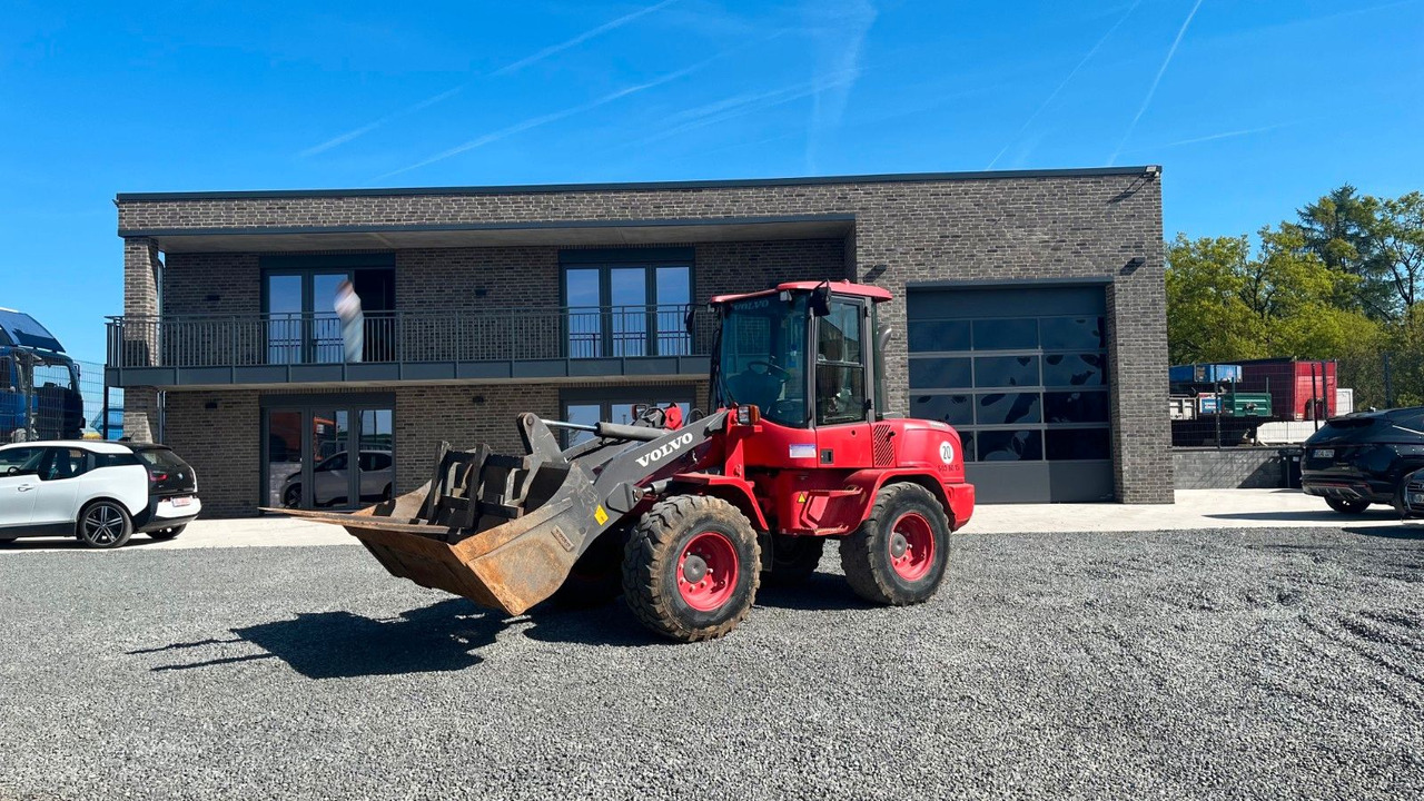 Volvo L35G Radlader 7200 Kg Schaufel Gabel Volvo L35G Radlader 7200 Kg Schaufel Gabel - Carregadeira de rodas: foto 1 Volvo L35G Radlader 7200 Kg Schaufel Gabel Volvo L35G Radlader 7200 Kg Schaufel Gabel - Carregadeira de rodas: foto 1