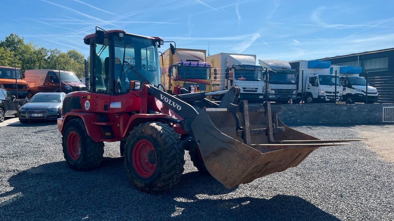 Volvo L35G Radlader 7200 Kg Schaufel Gabel Volvo L35G Radlader 7200 Kg Schaufel Gabel - Carregadeira de rodas: foto 3 Volvo L35G Radlader 7200 Kg Schaufel Gabel Volvo L35G Radlader 7200 Kg Schaufel Gabel - Carregadeira de rodas: foto 3