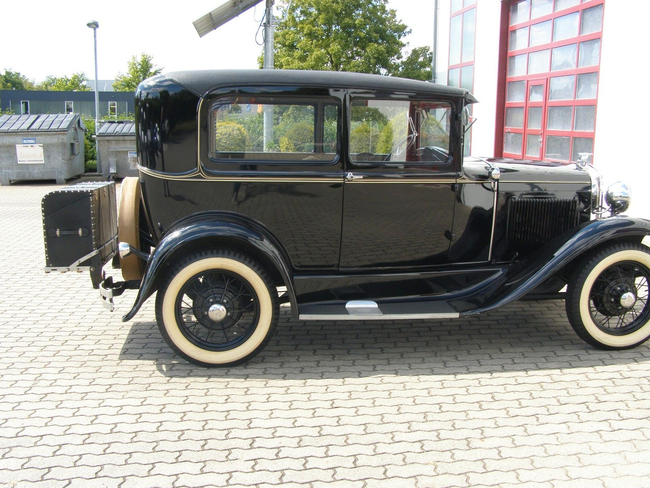 Ford MODELL A / TUDOR + H-Kennzeichen - Sedã: foto 4 Ford MODELL A / TUDOR + H-Kennzeichen - Sedã: foto 4