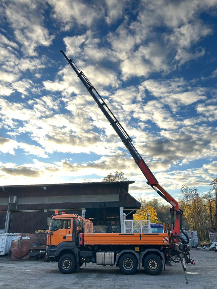 MAN TGA 28.400 6x-4BL Palfinger 23002 - Caminhão basculante, Caminhão grua: foto 2 MAN TGA 28.400 6x-4BL Palfinger 23002 - Caminhão basculante, Caminhão grua: foto 2