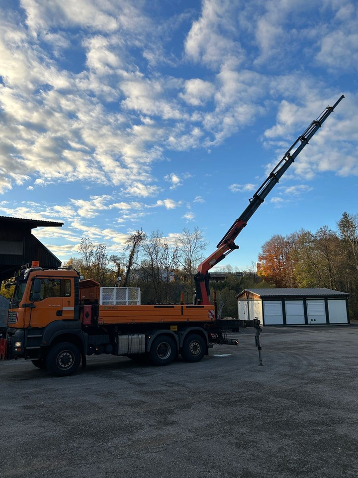 MAN TGA 28.400 6x-4BL Palfinger 23002 - Caminhão basculante, Caminhão grua: foto 1 MAN TGA 28.400 6x-4BL Palfinger 23002 - Caminhão basculante, Caminhão grua: foto 1
