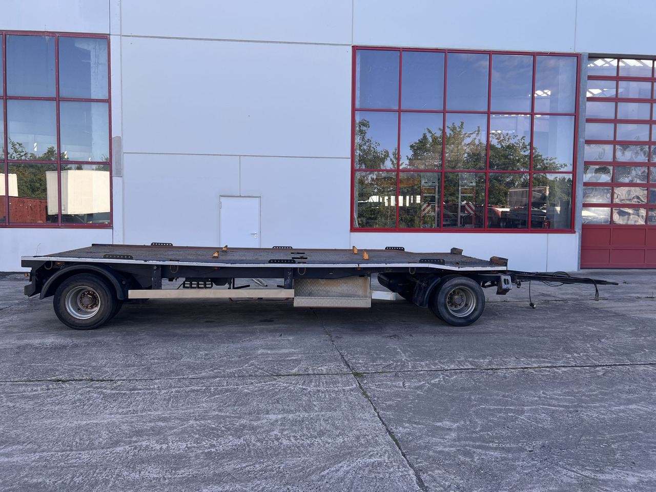 Dinkel DAC 18000 2 Achs Kombi- Anhänger für Abroll- oder Absetzmulden oder Tieflader - Reboque transportador de contêineres/ Caixa móvel: foto 3 Dinkel DAC 18000 2 Achs Kombi- Anhänger für Abroll- oder Absetzmulden oder Tieflader - Reboque transportador de contêineres/ Caixa móvel: foto 3