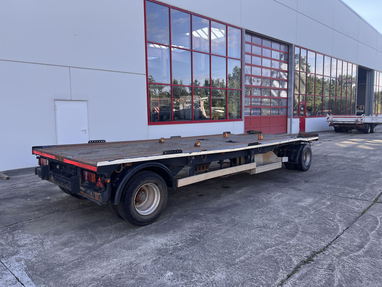 Dinkel DAC 18000 2 Achs Kombi- Anhänger für Abroll- oder Absetzmulden oder Tieflader - Reboque transportador de contêineres/ Caixa móvel: foto 5 Dinkel DAC 18000 2 Achs Kombi- Anhänger für Abroll- oder Absetzmulden oder Tieflader - Reboque transportador de contêineres/ Caixa móvel: foto 5