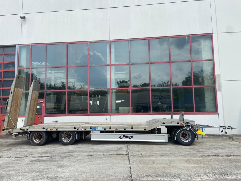 Goldhofer t3 3 Achs Tiefladeranhänger - Reboque baixa: foto 3 Goldhofer t3 3 Achs Tiefladeranhänger - Reboque baixa: foto 3