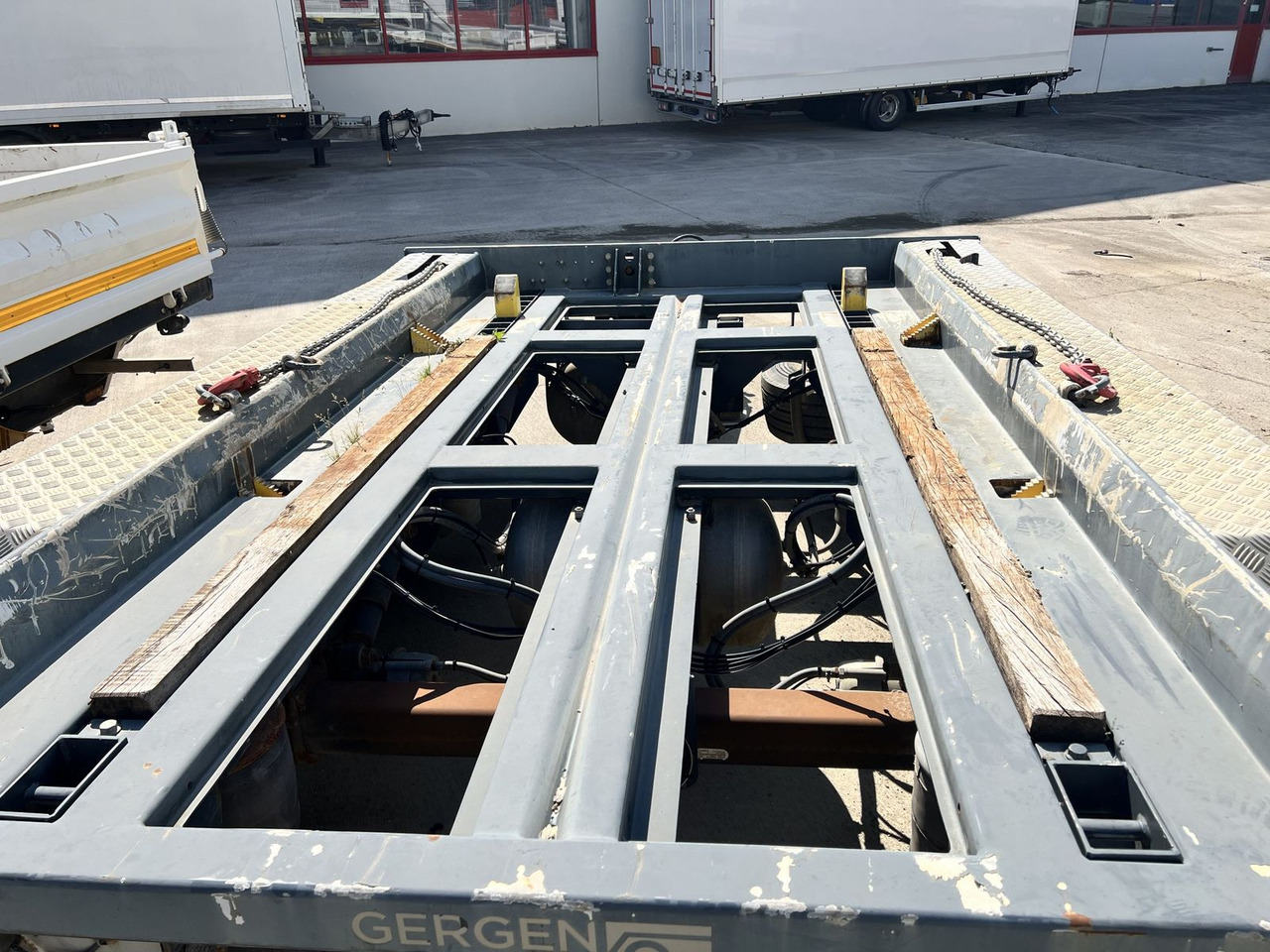 Hüffermann Tandem- Absetzmuldenanhänger - Reboque ampliroll/ Multibenne: foto 5 Hüffermann Tandem- Absetzmuldenanhänger - Reboque ampliroll/ Multibenne: foto 5