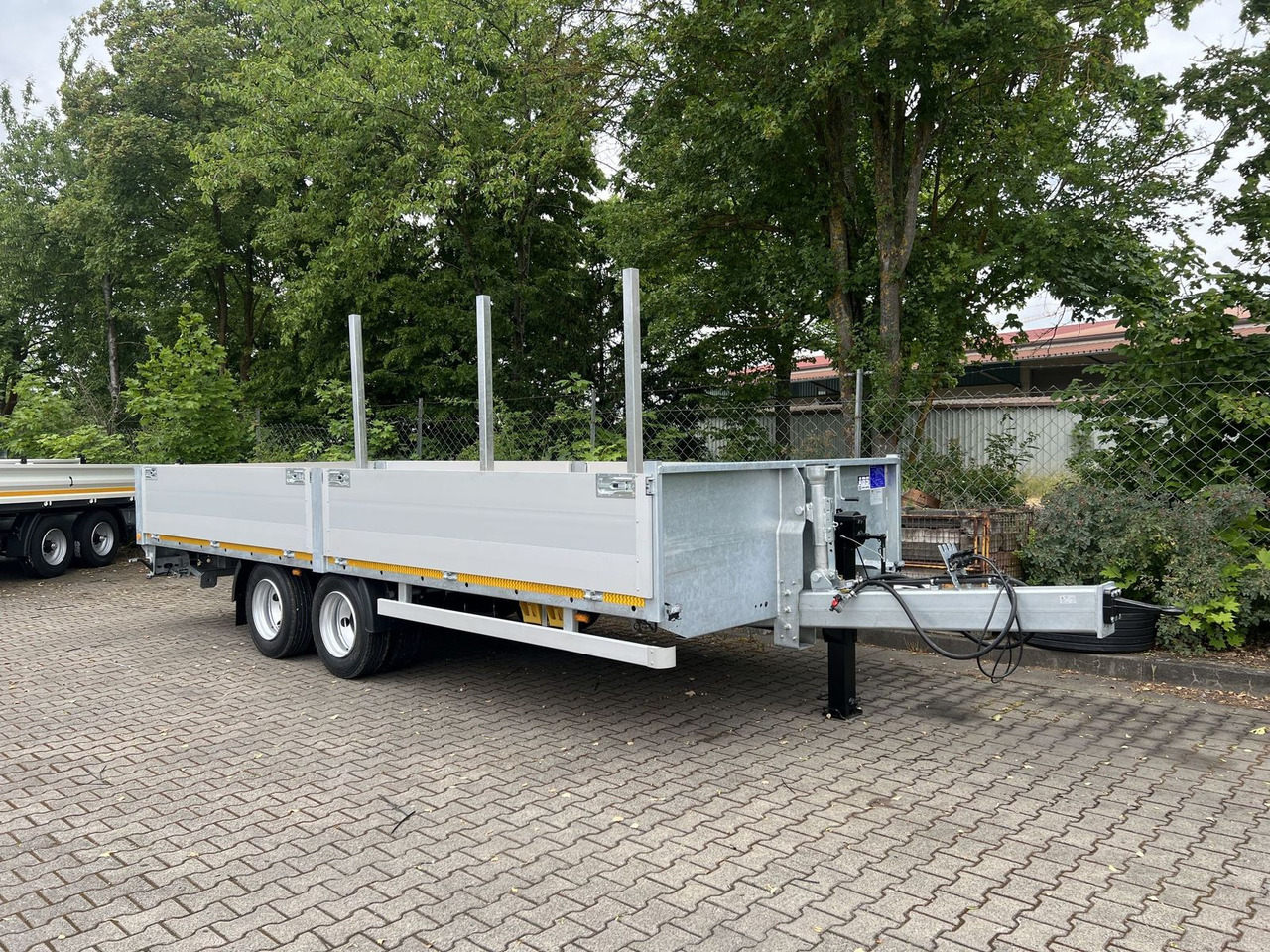 Möslein 14,4 t Tandem- Pritschenanhänger- Tieflader - Reboque plataforma/ Caixa aberta: foto 2 Möslein 14,4 t Tandem- Pritschenanhänger- Tieflader - Reboque plataforma/ Caixa aberta: foto 2