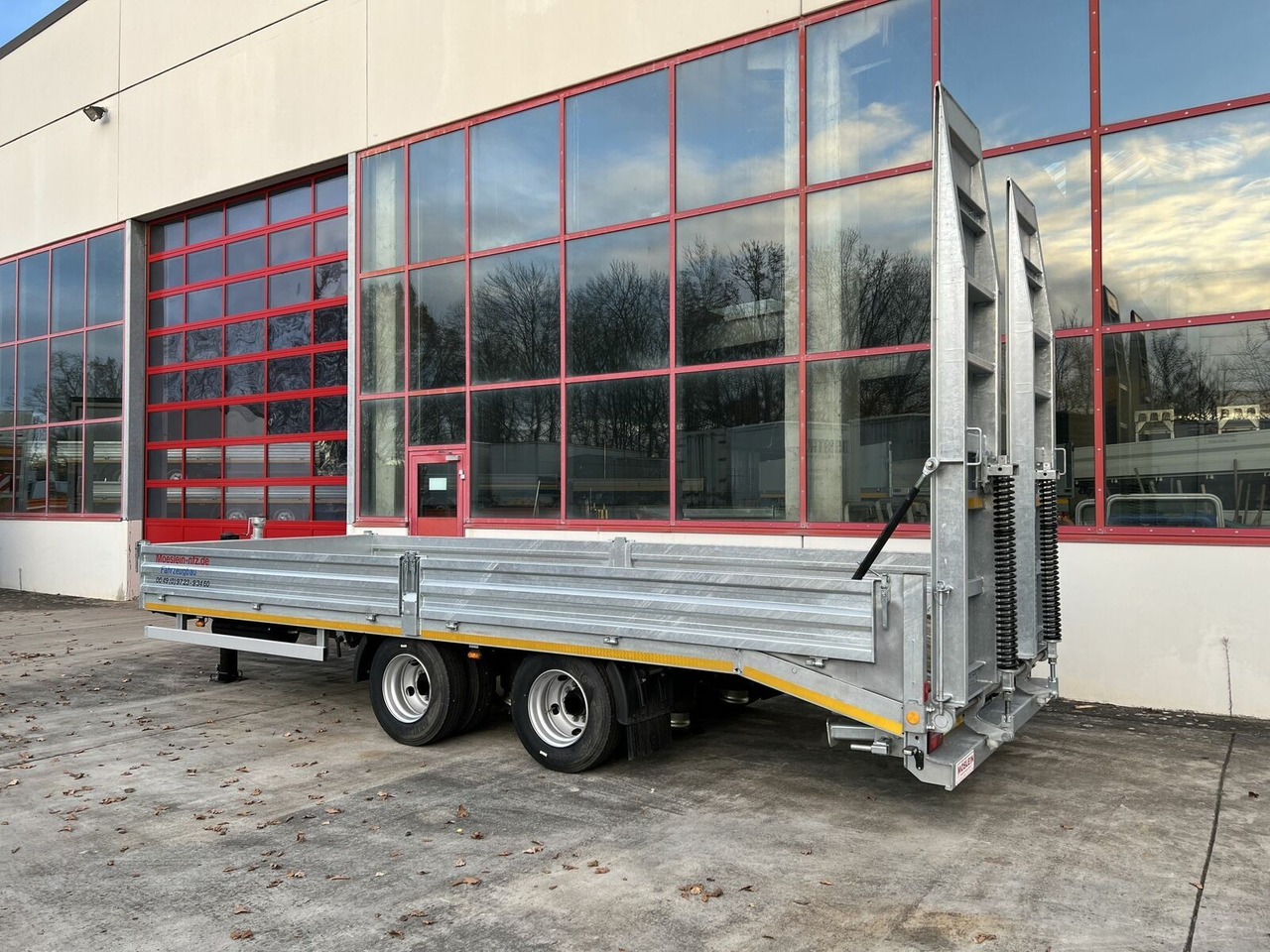 Möslein 19 t Tandemtieflader,Neufahrzeug - Reboque baixa: foto 3 Möslein 19 t Tandemtieflader,Neufahrzeug - Reboque baixa: foto 3