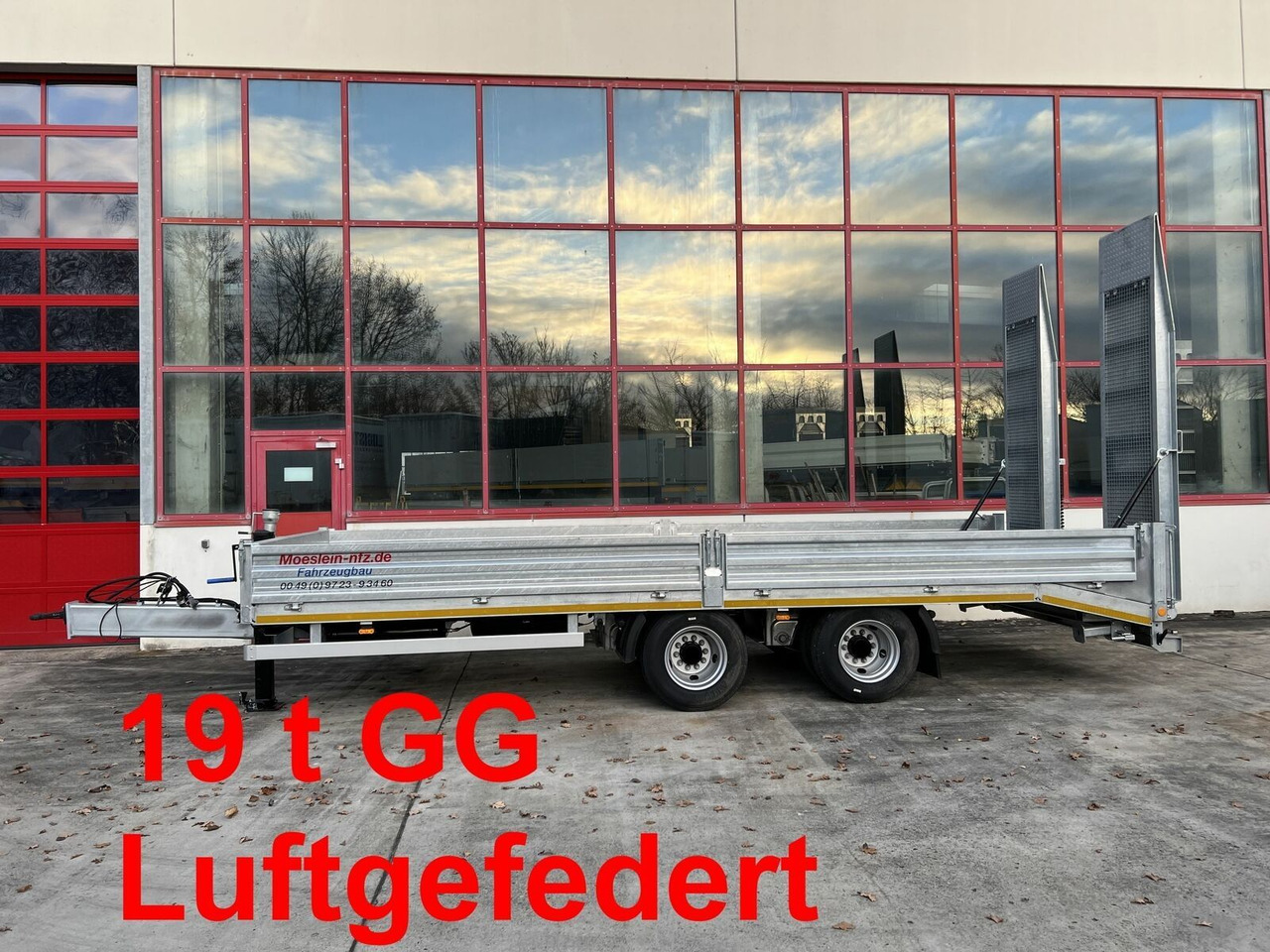 Möslein 19 t Tandemtieflader,Neufahrzeug - Reboque baixa: foto 2 Möslein 19 t Tandemtieflader,Neufahrzeug - Reboque baixa: foto 2