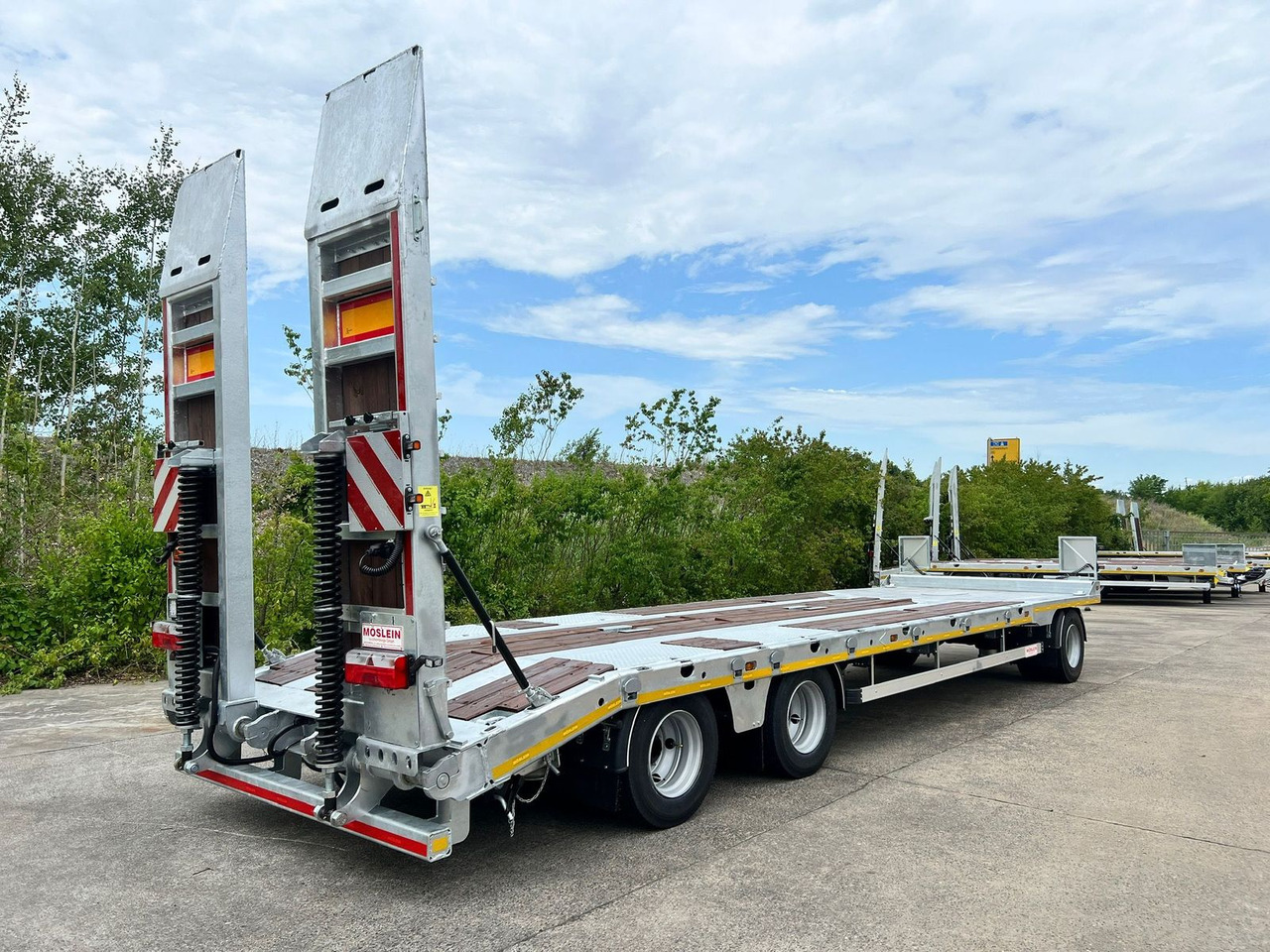 Möslein 3 Achs Tieflader mit gerader Ladefläche 8,10 m, - Reboque baixa: foto 5 Möslein 3 Achs Tieflader mit gerader Ladefläche 8,10 m, - Reboque baixa: foto 5