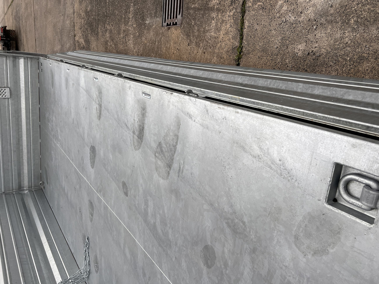 Möslein TTD 19 AB 19 t Tandem 3 Seiten Kipper TiefladerAufsatzbordwänden-- Neufahrzeug -- - Reboque basculante: foto 2 Möslein TTD 19 AB 19 t Tandem 3 Seiten Kipper TiefladerAufsatzbordwänden-- Neufahrzeug -- - Reboque basculante: foto 2