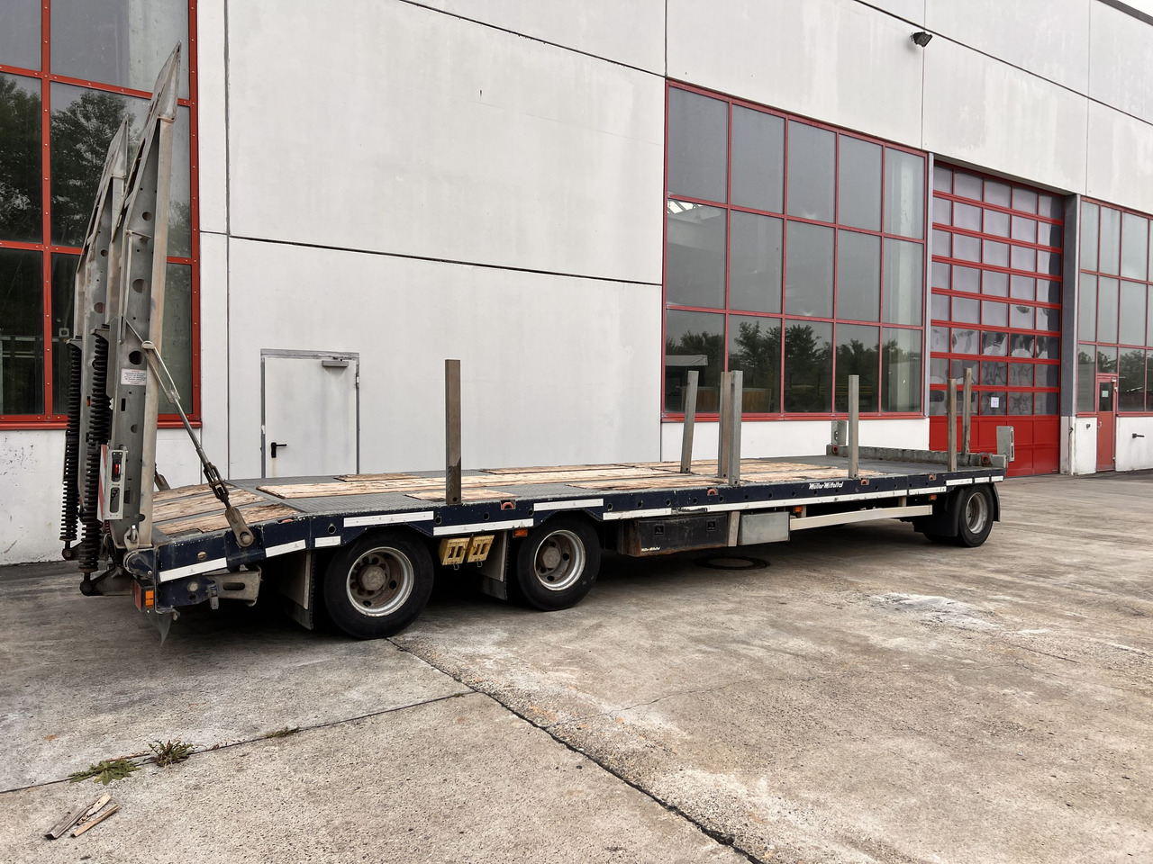 Müller Mitteltal D3 3 Achs Tieflader 9 m, Verzinkt, Wenig Benutzt - Reboque baixa: foto 5 Müller Mitteltal D3 3 Achs Tieflader 9 m, Verzinkt, Wenig Benutzt - Reboque baixa: foto 5