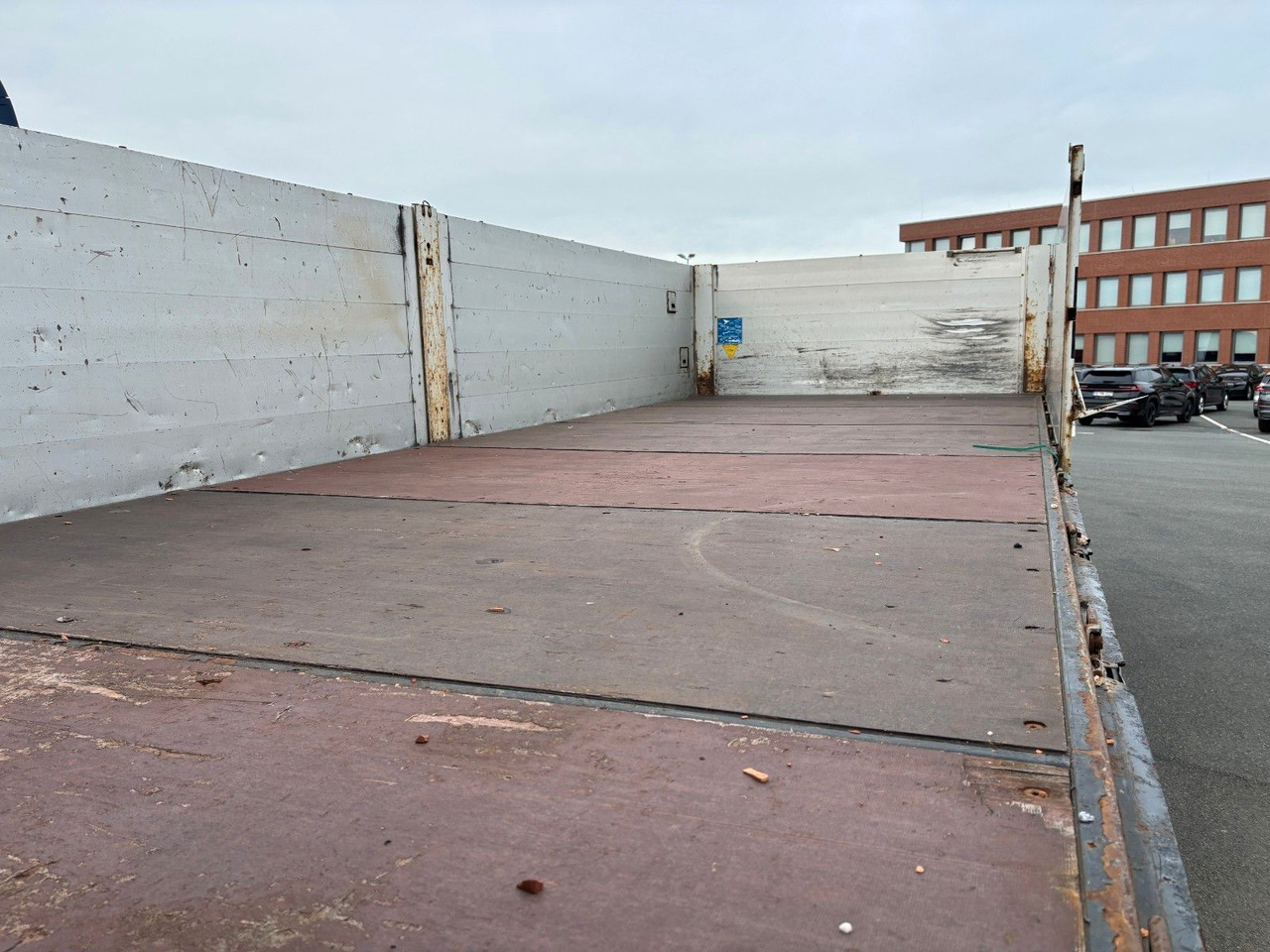 Krone AZ18 + Palettenkasten - Reboque plataforma/ Caixa aberta: foto 2 Krone AZ18 + Palettenkasten - Reboque plataforma/ Caixa aberta: foto 2