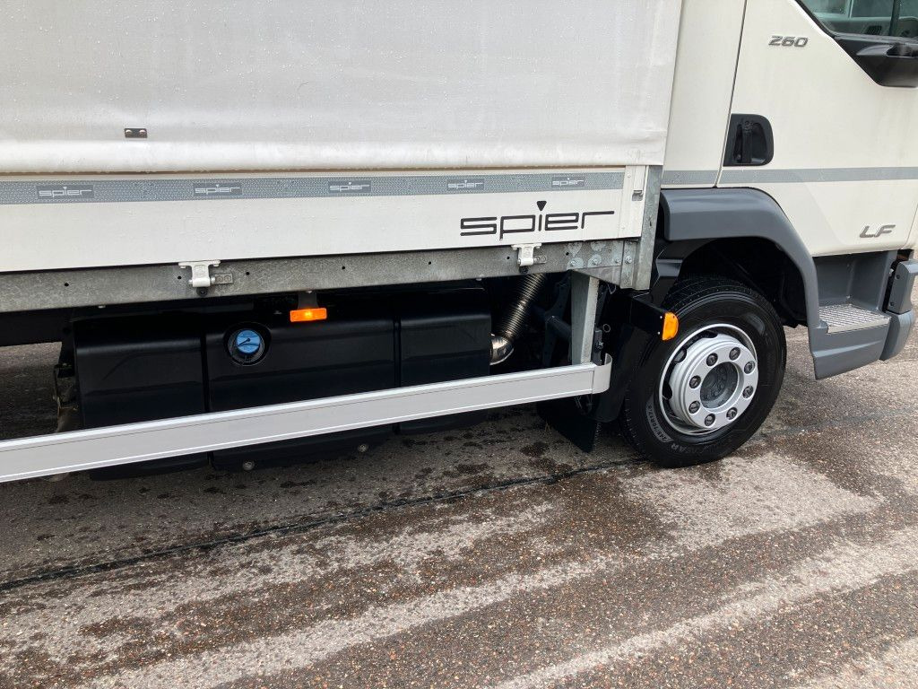 Caminhão com lona DAF FA LF 260 12t Spier Pritsche Plane LBW: foto 10 Caminhão com lona DAF FA LF 260 12t Spier Pritsche Plane LBW: foto 10