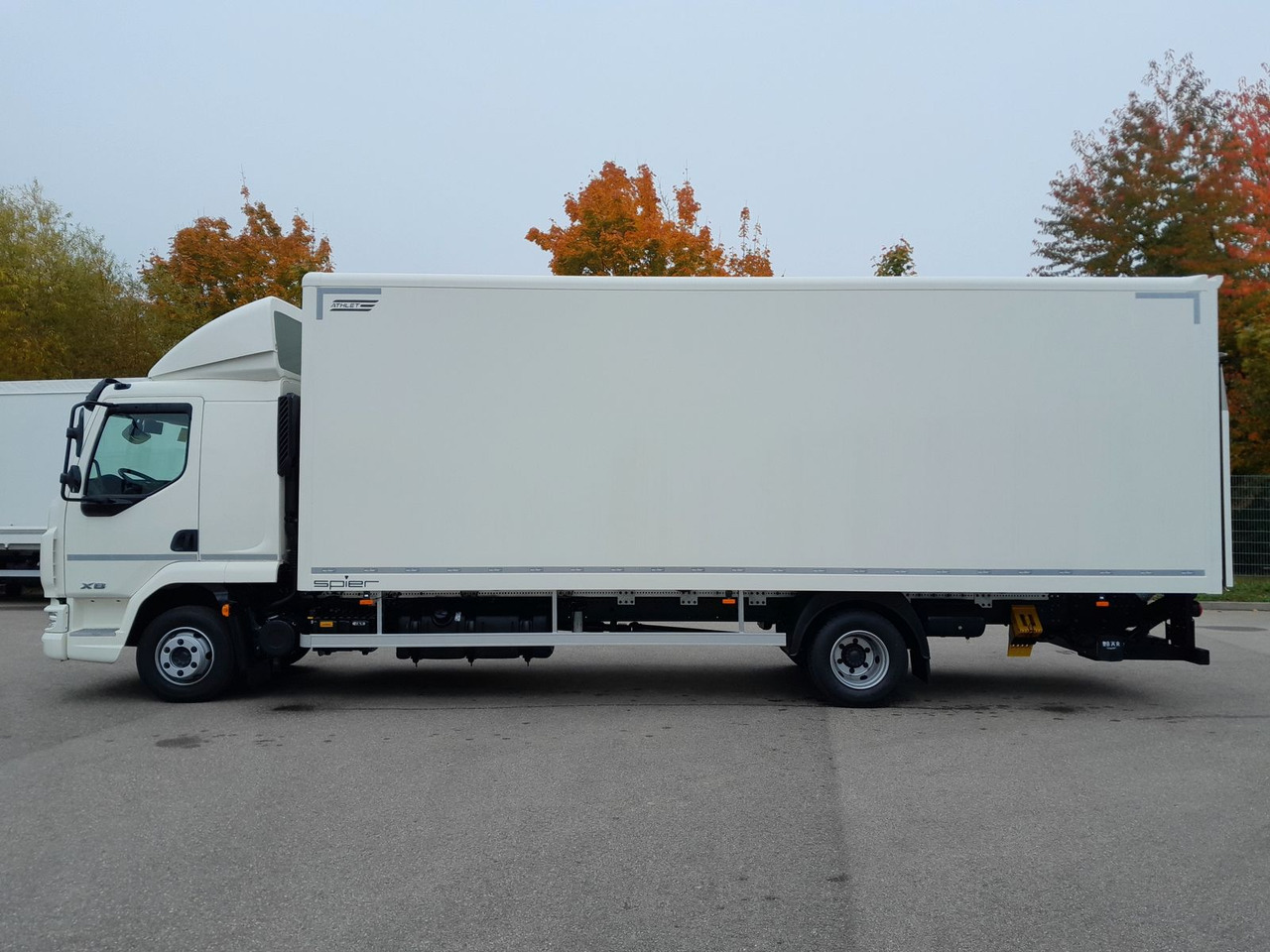 DAF FA XB 230 12t - Caminhão furgão: foto 4 DAF FA XB 230 12t - Caminhão furgão: foto 4