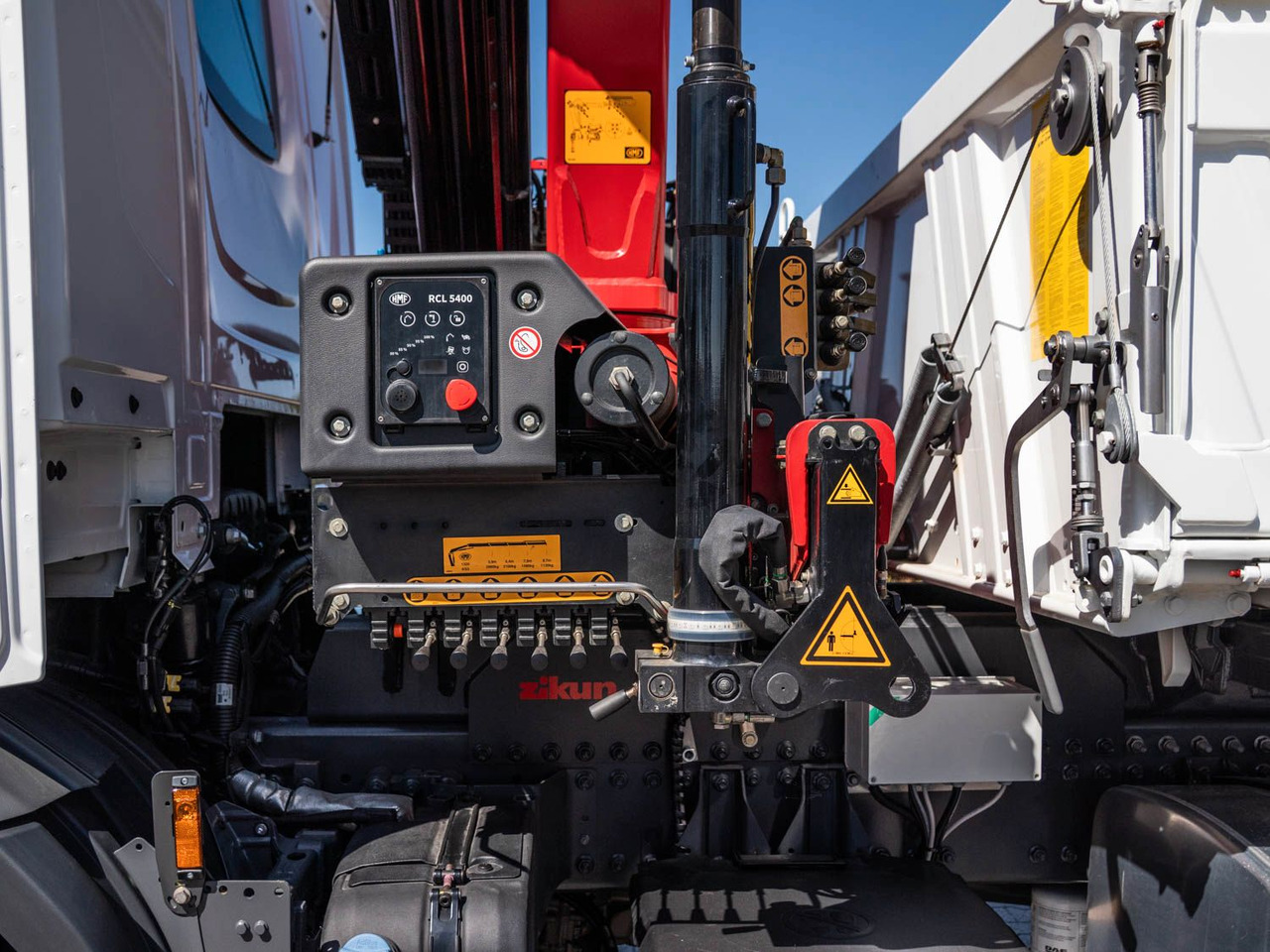 Caminhão grua, Caminhão basculante nuevo DAF FA XDC 370 Krankipper DAF XDC 370 FA Meiller Krankipper HMF: foto 11