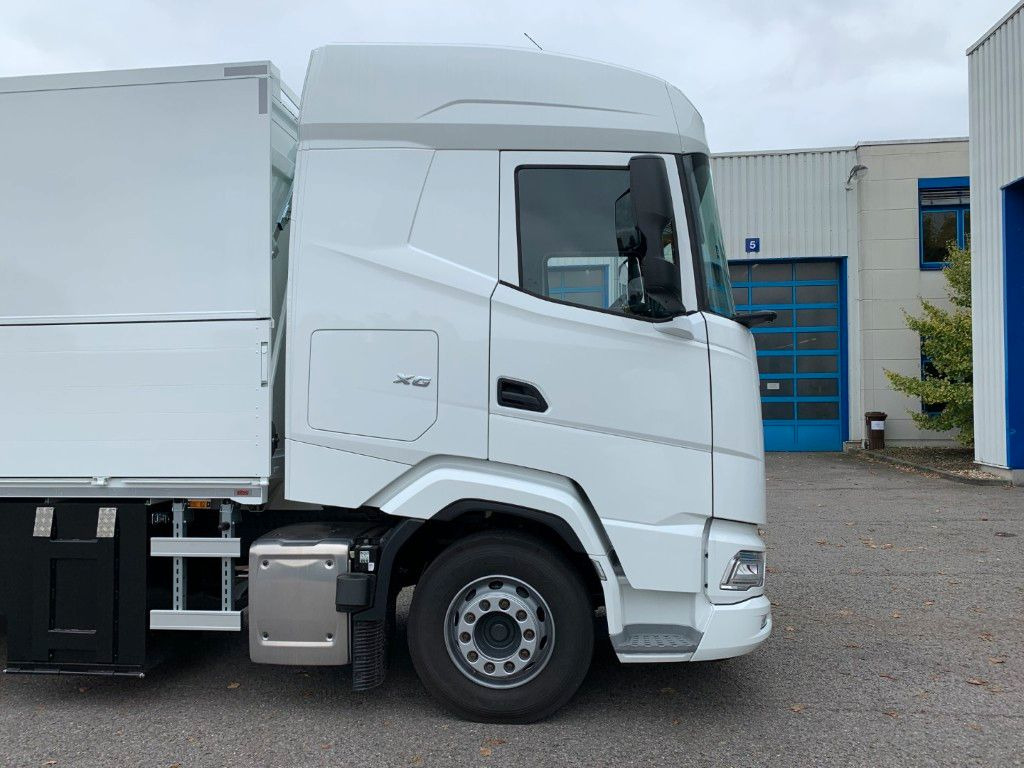 DAF FAN XG 480 Swing-Board mit LBW - Caminhão transporte de bebidas: foto 3 DAF FAN XG 480 Swing-Board mit LBW - Caminhão transporte de bebidas: foto 3