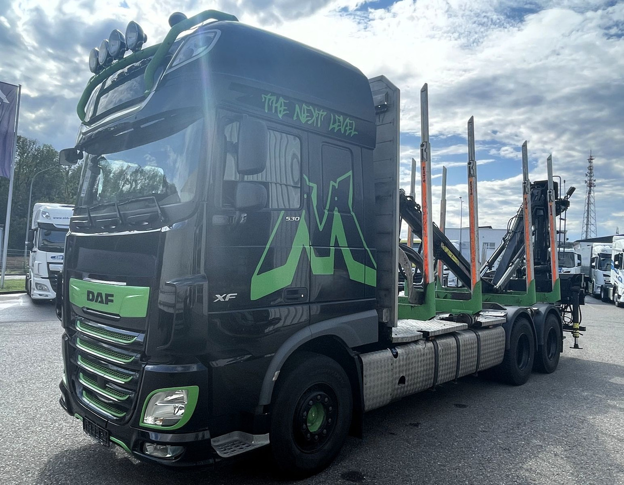 DAF FAT XF 530 SSC, Holztransport, Greifer mit Säge - Caminhão florestal, Caminhão grua: foto 2 DAF FAT XF 530 SSC, Holztransport, Greifer mit Säge - Caminhão florestal, Caminhão grua: foto 2