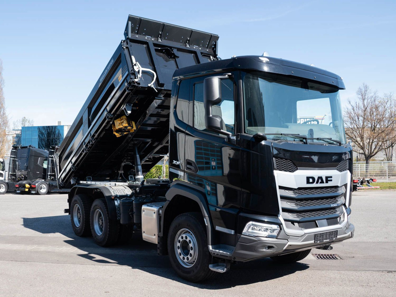 DAF FAT XFC 530 Meiller Trigenius D316 - Caminhão basculante: foto 3 DAF FAT XFC 530 Meiller Trigenius D316 - Caminhão basculante: foto 3