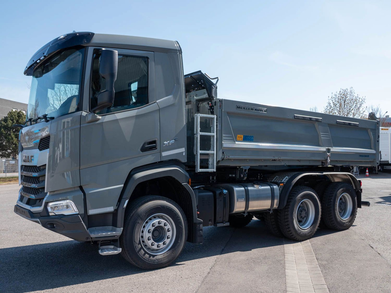 DAF FAT XFC 530 Meiller Trigenius D316 DAF FAT XFC 530 Meiller Trigenius D316 - Caminhão basculante: foto 3 DAF FAT XFC 530 Meiller Trigenius D316 DAF FAT XFC 530 Meiller Trigenius D316 - Caminhão basculante: foto 3