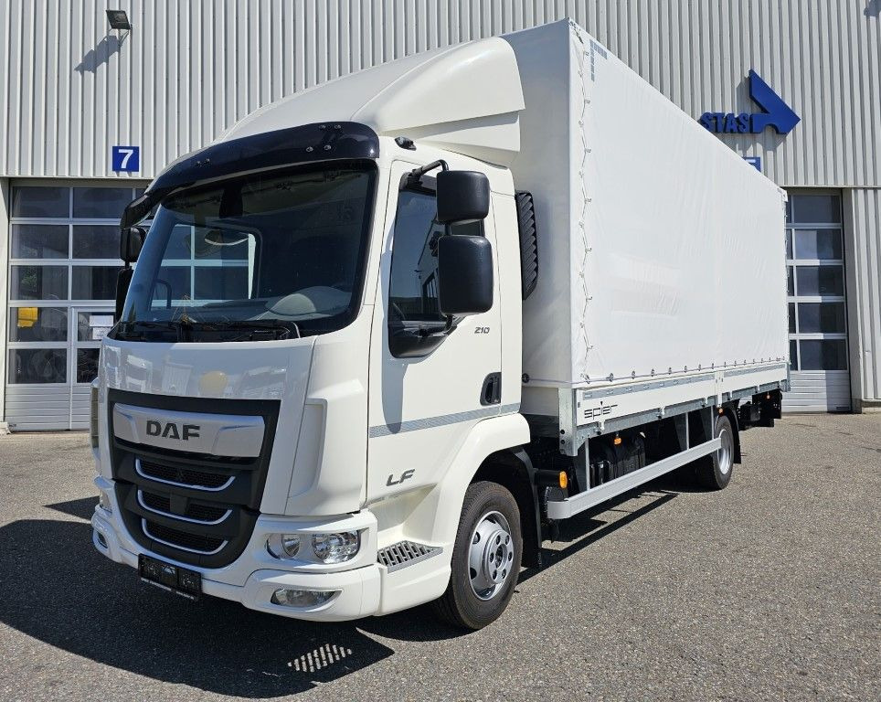 DAF LF 210 7,49t Spier Pritsche-Plane LBW Tageszulas DAF FA LF 210 08t Spier Pritsche mit LBW - Caminhão com lona: foto 1 DAF LF 210 7,49t Spier Pritsche-Plane LBW Tageszulas DAF FA LF 210 08t Spier Pritsche mit LBW - Caminhão com lona: foto 1