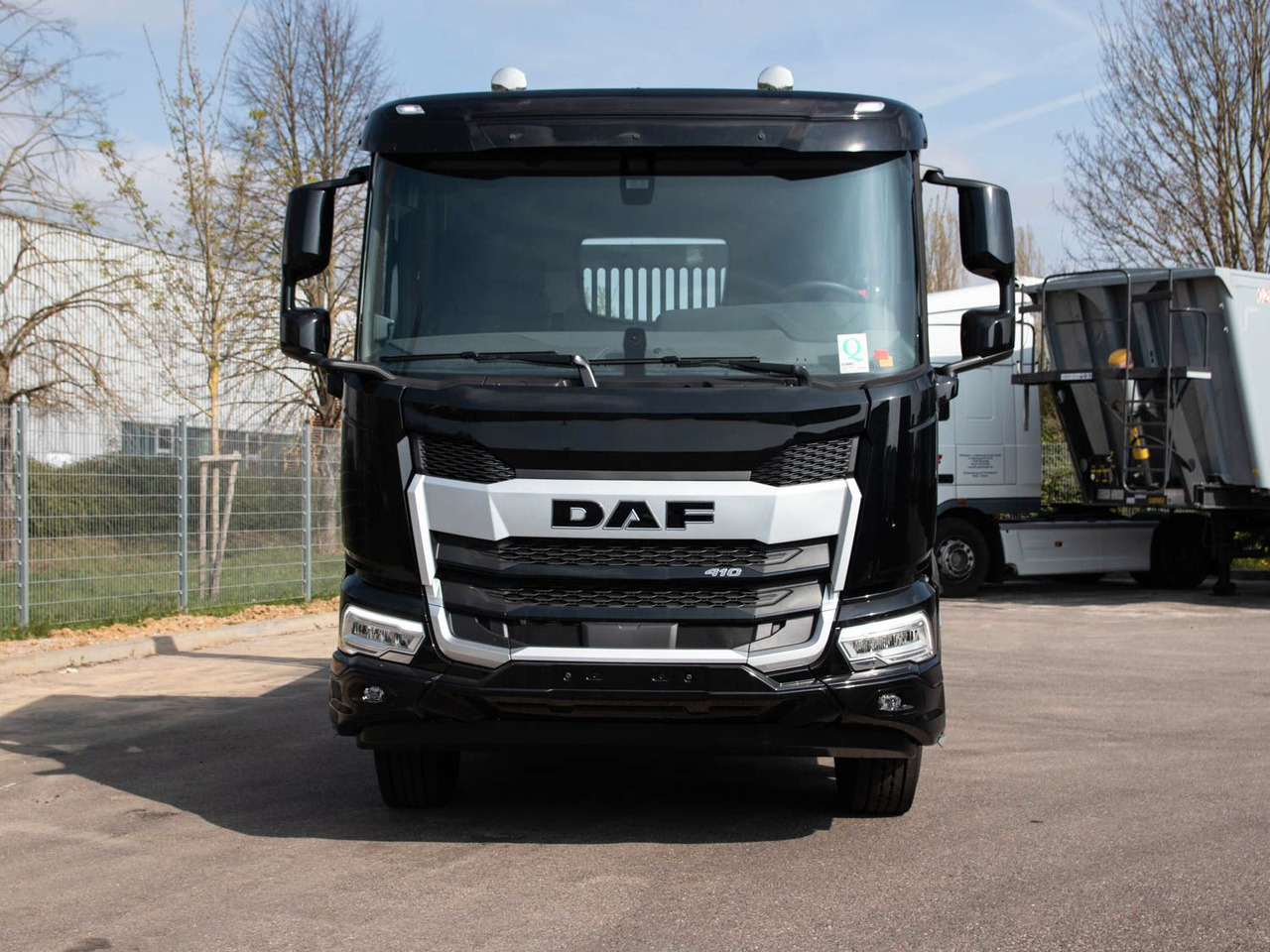 DAF XD 410 FA Absetzkipper DAF XD 410 FA Absetzkipper - Caminhão multibenne: foto 4 DAF XD 410 FA Absetzkipper DAF XD 410 FA Absetzkipper - Caminhão multibenne: foto 4