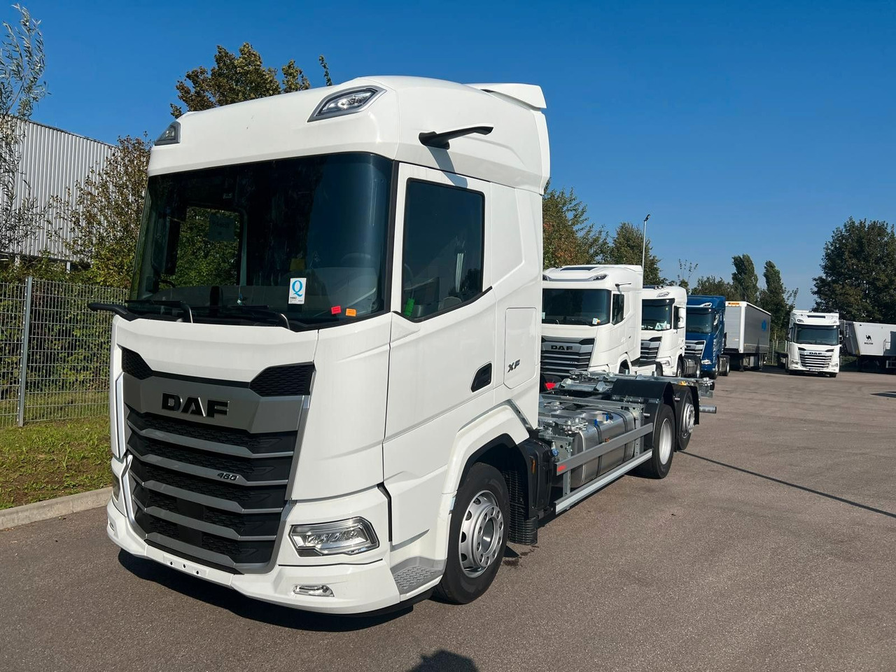 DAF XF 480 FAN Mutliwechsler 1020-1320 DAF XF 480 FAN Mutliwechsler 1020-1320 - Caminhão transportador de contêineres/ Caixa móvel: foto 1 DAF XF 480 FAN Mutliwechsler 1020-1320 DAF XF 480 FAN Mutliwechsler 1020-1320 - Caminhão transportador de contêineres/ Caixa móvel: foto 1