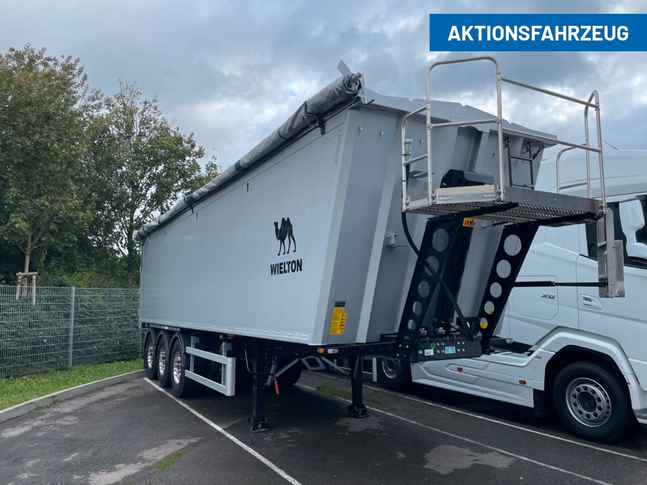 Wielton Bulk Master 51 cbm 3-Achs Alukipper Wielton Bulk Master 51 cbm 3-Achs Alukipper - Semireboque basculante: foto 1 Wielton Bulk Master 51 cbm 3-Achs Alukipper Wielton Bulk Master 51 cbm 3-Achs Alukipper - Semireboque basculante: foto 1