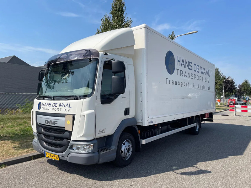 DAF LF 180 8-2016 - Caminhão furgão: foto 1 DAF LF 180 8-2016 - Caminhão furgão: foto 1