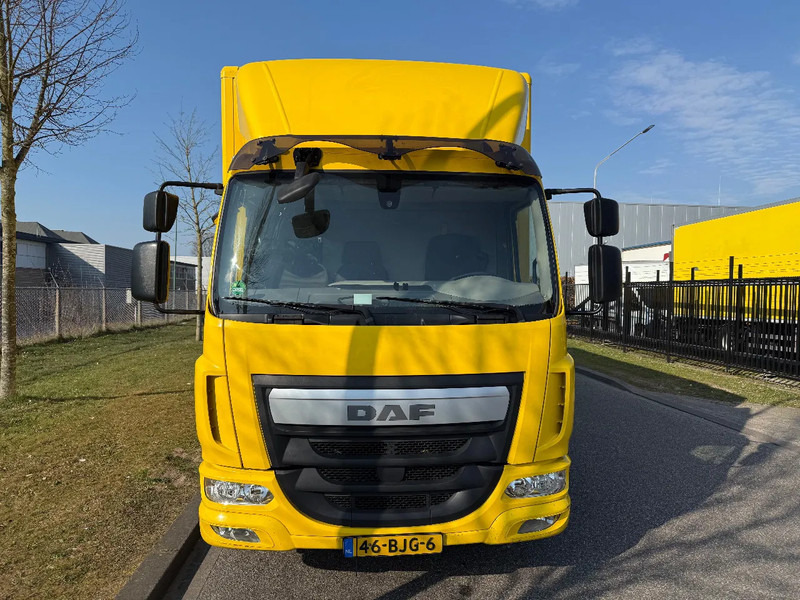 DAF LF 210 2017 only 300.000 km - Caminhão furgão: foto 3 DAF LF 210 2017 only 300.000 km - Caminhão furgão: foto 3