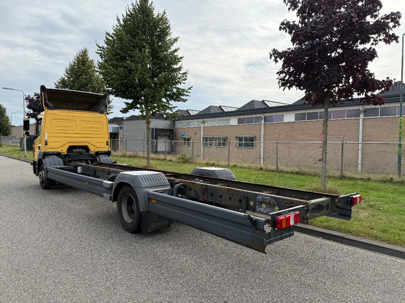 Mercedes-Benz Atego 1318 L - Caminhão chassi: foto 5 Mercedes-Benz Atego 1318 L - Caminhão chassi: foto 5