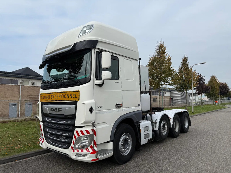 DAF XF 530 FTM 8X4 handgeschakeld 8-2018 retarder - Tractor: foto 1 DAF XF 530 FTM 8X4 handgeschakeld 8-2018 retarder - Tractor: foto 1