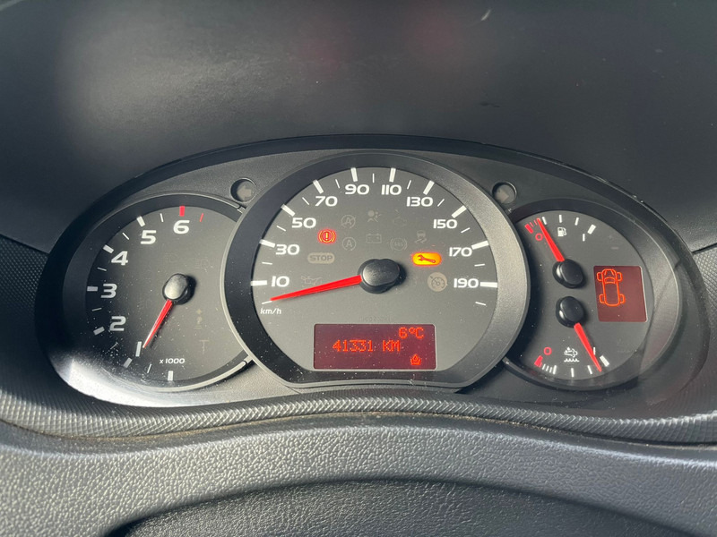 Furgão compacto Renault Master 130.33 L2H2 2.3dci: foto 12
